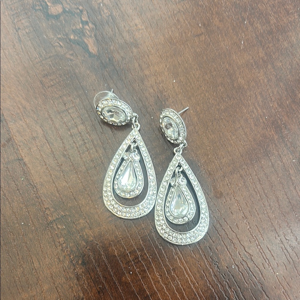 Elegant Silver Teardrop Earrings
